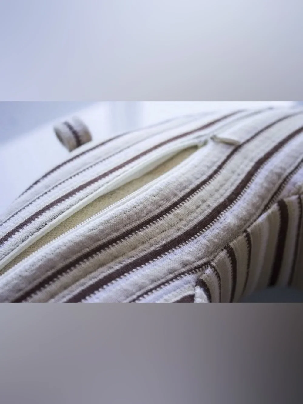 Essentia Organic Traveler Pillow